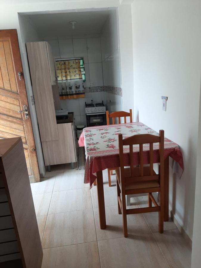 Quarto em Matinhos PR Exterior foto